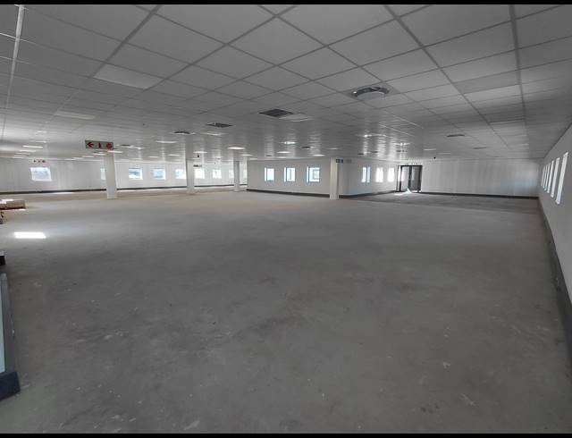 3,688M² OFFICE TO LET IN VORNA VALLEY
